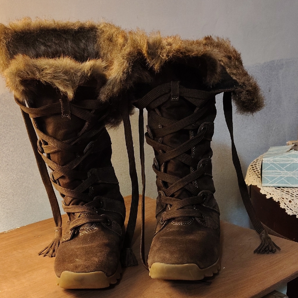ZeroXposur Brown Fur-Lined Winter Boots